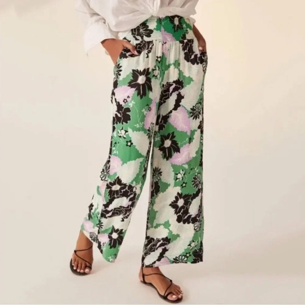Anthropologie Maeve Saria Smocked Palazzo Wide Leg Floral Pant Size Medium - Picture 1 of 6